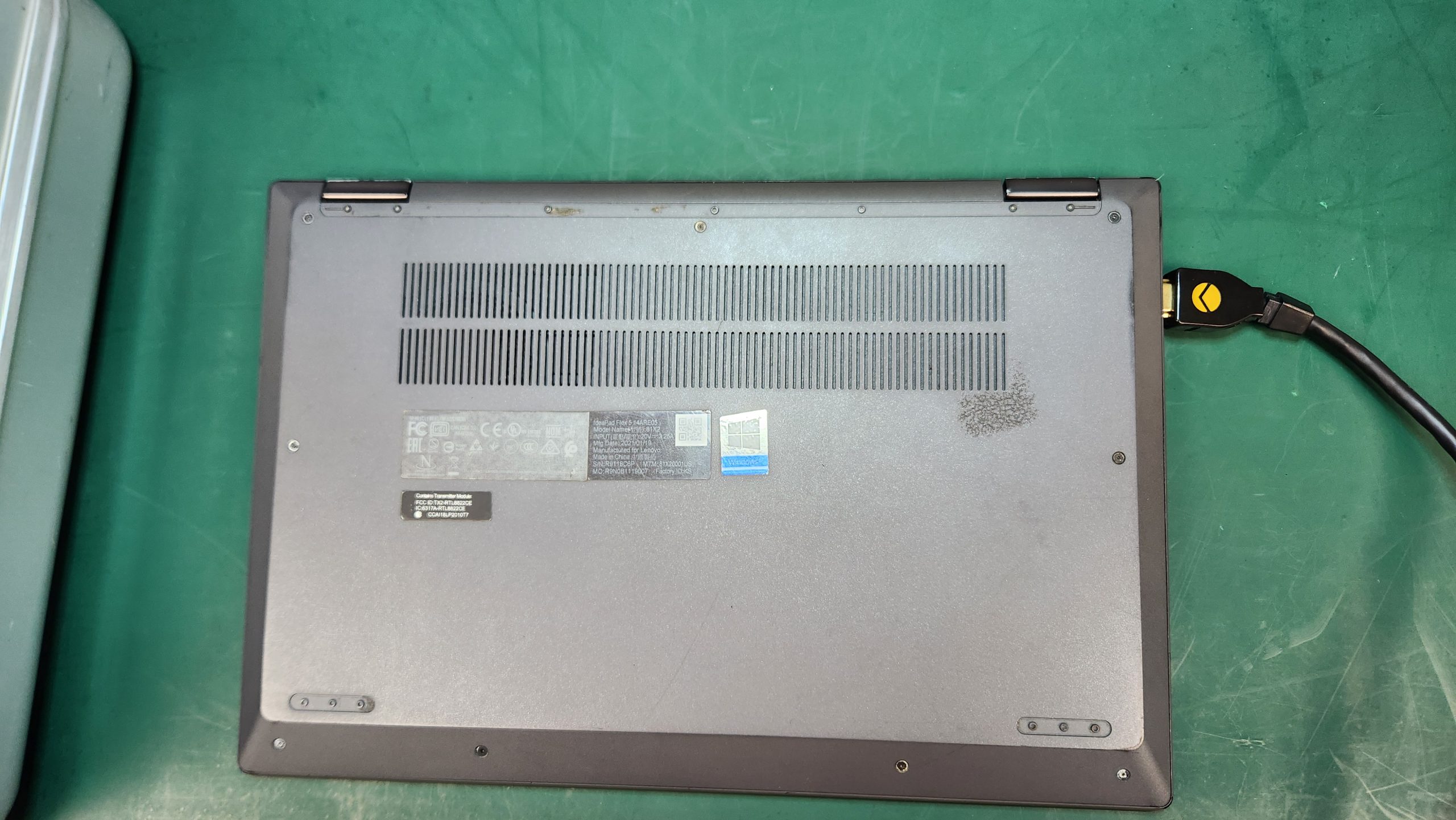The Lenovo Stuck HDMI Connector